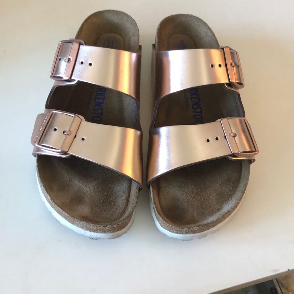 Copper Leather Metallic Birkenstock’s